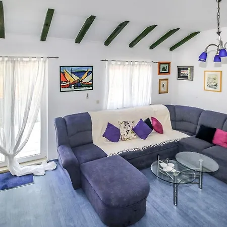 Apartment With Parking Space Trpanj, Peljesac - 16825 *