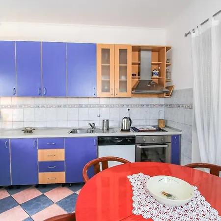 With Parking Space Trpanj, Peljesac - 16825 Apartment